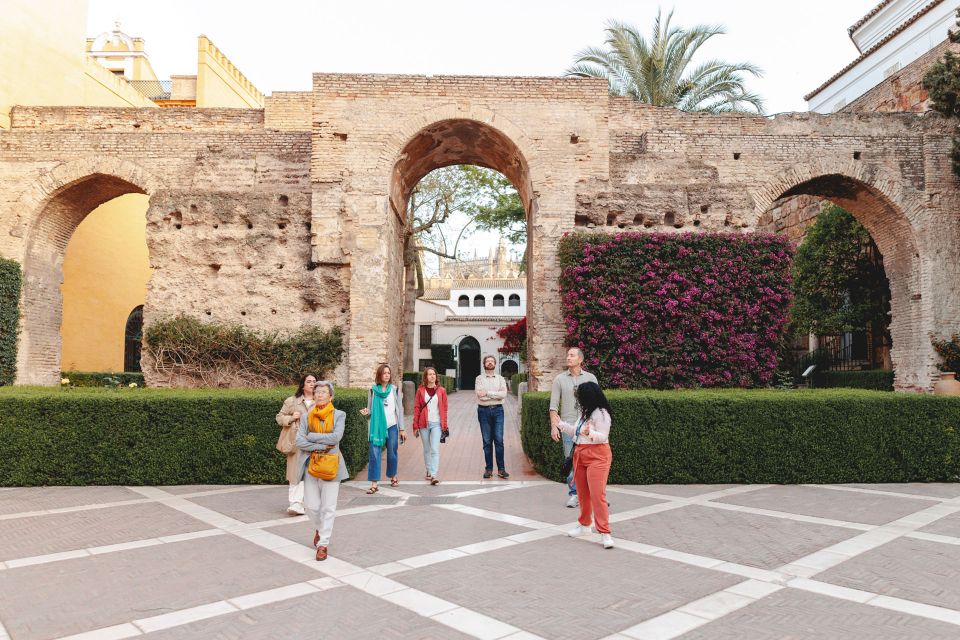 Seville: VIP Exclusive Early Access Tour of The Alcazar - Who this tour suits best