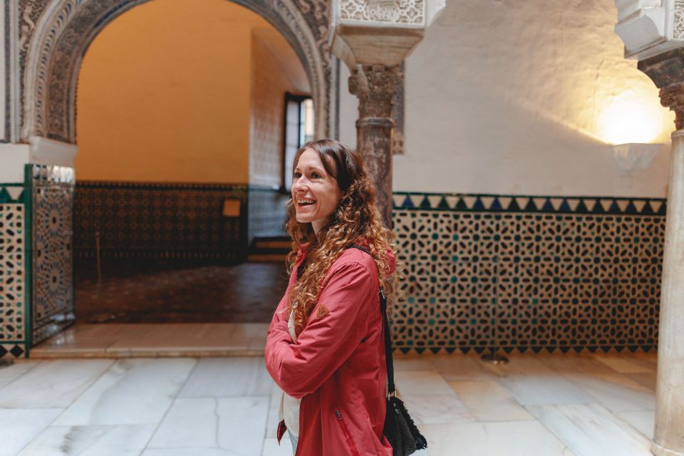 Seville: VIP Exclusive Early Access Tour of The Alcazar - VIP early access through the Real Alcázar gates