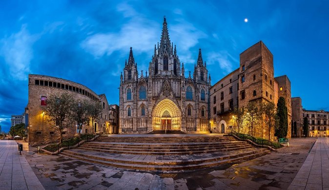 Sightseeing Segway Tour in Barcelona - Your First Rolls: Training, Helmets, and the Real Meeting Point