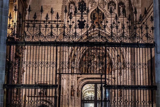 Skip the Line Admission Ticket to Cathedral of Segovia - Chapels you should target: 20+ reasons to take your time