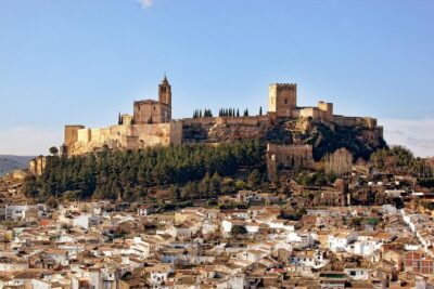 Skip the Line: Fortaleza de la Mota Admission Ticket - Skip-the-line in a fortress town: where it helps most