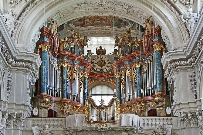 Skip the Line Royal Palace Madrid Exclusive Guided Tour - The string instruments stop (yes, Stradivari)