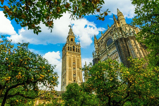 Skip the Line Seville Alcázar, Cathedral & Giralda Guided Tour - Should You Book This Skip-the-Line Alcázar, Cathedral & Giralda Tour?