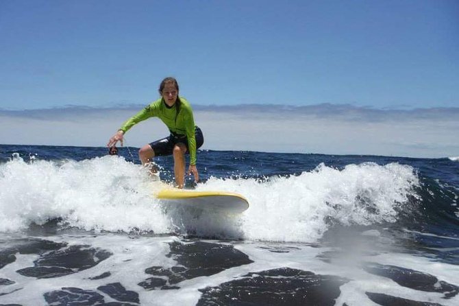 Small-Group Surf Lessons in Gran Canaria - How the Video Theory Actually Helps You Stand Up