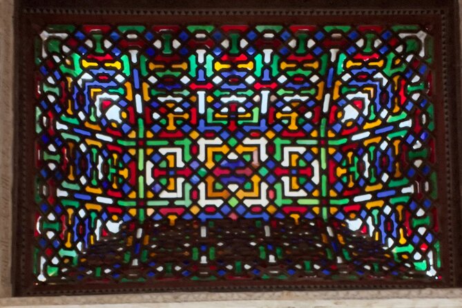 Small group visit to the Alhambra with tickets included - Entering Alhambra without the ticket stress