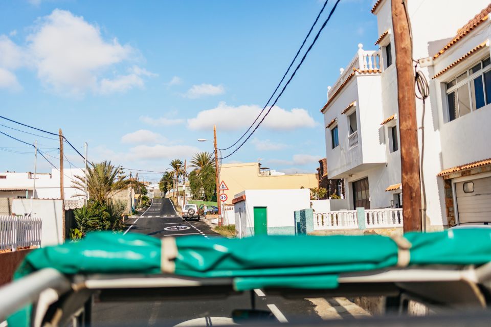 South Gran Canaria: Off-Road Valleys & Villages Jeep Tour - San Bartolomé de Tirajana: coffee break plus a real church visit