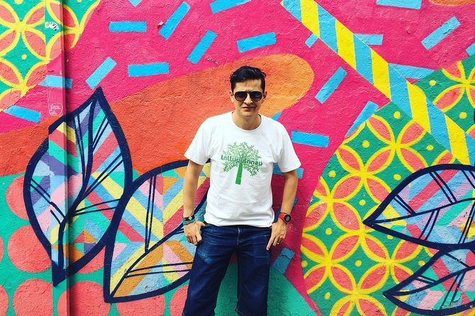Street Art Guided Tour in Madrid - La Tabacalera de Lavapiés: tobacco warehouse turned creative engine