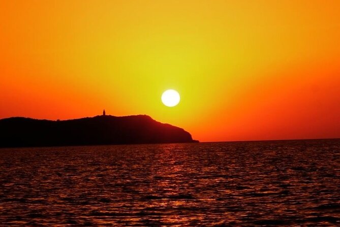 Sunset Beach Tour 3 HS all Inclusive ( Paddle boards , Kayaks & Snorkeling) - Value Check: Is This Worth $107.68?