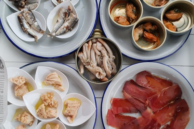 Sunset Boattrip + Tapa + Cava - When the Sea Misbehaves: How to Avoid a Bad Night