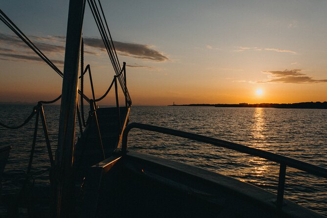 Sunset Experience | 2 hours boat trip at sunset time - Motion Sickness and Sea Conditions: A Realistic Check