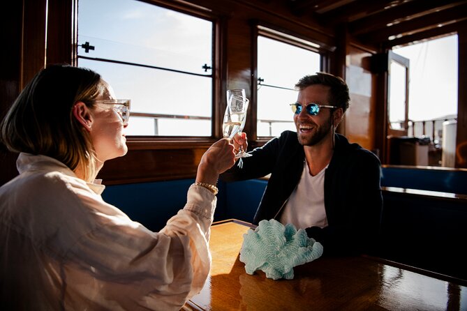 Sunset Sailing in Barcelona & Live Music by Aperol - Comfort, group size, and how the vibe feels at sea