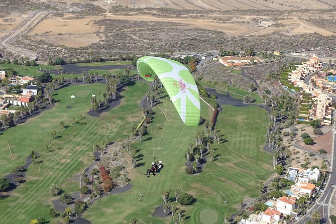 Tandem paragliding in Tenerife - Ride to the takeoff area: comfort before the adrenaline