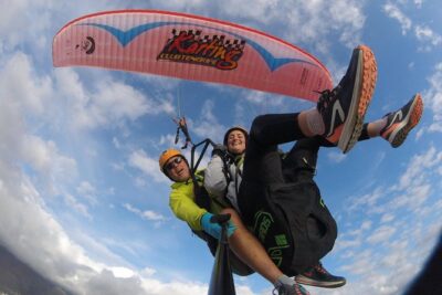 Tandem paragliding in Tenerife - Meet-up at Sky of Tenerife in Adeje: easy to find, geared up to go