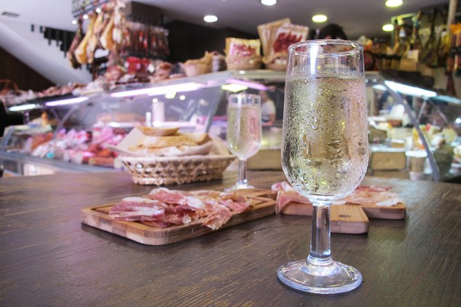 Taste of Malaga Tour : Tapas, History and Local Customs - Logistics That Actually Matter: Timing, Dress, and the Drinking Rule