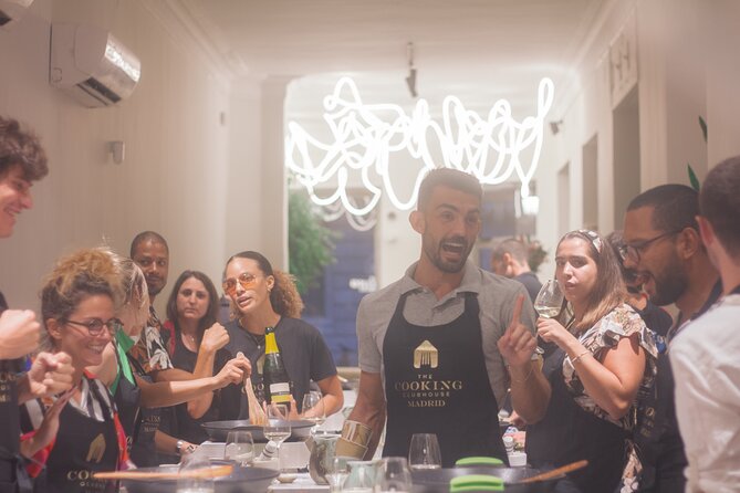 Taste of Spain: Tapas Cooking Class with Bottomless Wine Pairing - Key things that make this Madrid tapas night different