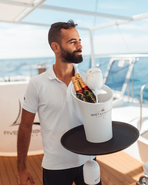 Tenerife: Catamaran Cruise with Brunch and Unlimited Drinks - Food and drinks: what’s included, what’s extra, and how to avoid disappointment