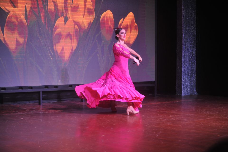 Tenerife: Flamenco Performance at Teatro Coliseo - Second half: the flamenco love story with live singing, guitar, and classic styles