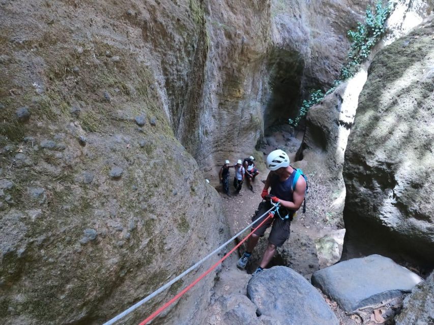 Tenerife: Guided Canyoning Experience in Los Arcos - Los Arcos formations: geology lessons you can see while you ride the rope