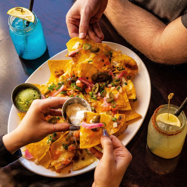 Tenerife: Hard Rock Cafe Set Menu Lunch or Dinner & Drink - When to go: dinner can get busy, so time matters