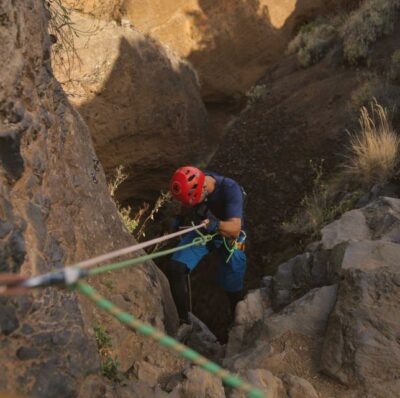 Tenerife: Los Arcos Canyoning Tour with Guide - Meet at Mirador de La Bermeja and get geared up fast