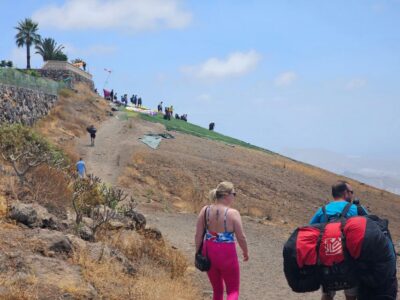 Tenerife: Paragliding with National Champion Paraglider - From pickup to launch: how the 2 hours really breaks down