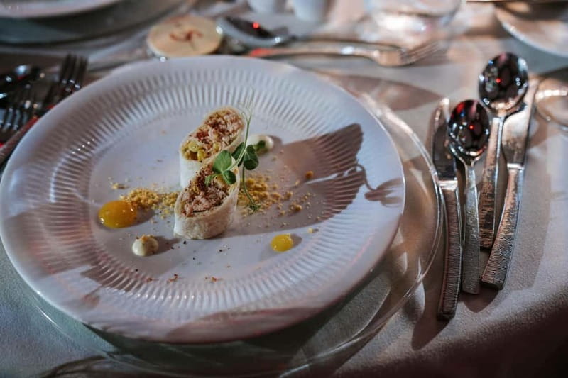 Tenerife: Scandal Dinner Show Entry Ticket and 5-Course Meal - Key highlights you should know before you go
