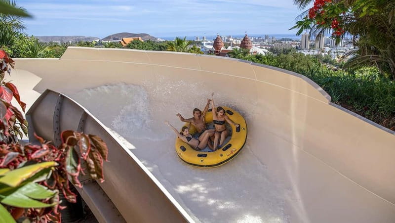 Tenerife: Siam Park Ticket & Transfer - Food, towels, lockers, and signage: the small stuff that decides comfort