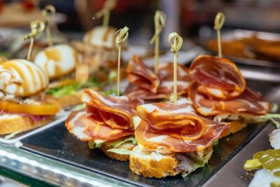 The Award-Winning PRIVATE Food Tour of Mallorca: The 10 Tastings - Meeting at Carrer de Sant Magí and how the 3-hour rhythm works