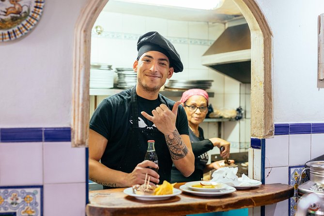 The Award-Winning Private Food Tour of Seville: 6 or 10 Tastings - Getting There and Staying Comfortable (Because This Is a Walk)