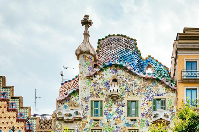The Beauty of Barcelona by Bike: Private Tour - How a 3-hour private bike loop hits Barcelona’s biggest Gaudí names