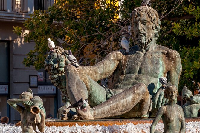 The Essentials of Valencia in a Guided Tour - Meeting Point at Torres de Serranos and How to Get Oriented Fast
