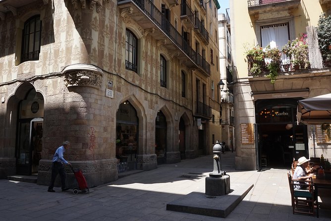 "The Shadow of the Wind" Novel Walking Tour - Key Takeaways Before You Go