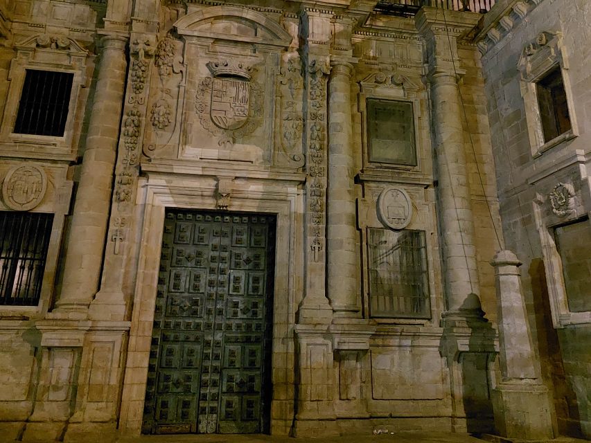Tierra de Leyendas y Meigas - San Martiño, Rúa da Algalia de Arriba, and Cervantes: the old streets do the talking