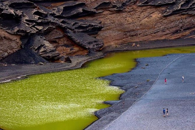 Timanfaya, Golfo, La Geria & Camel Ride (opt) - South Lanzarote - Stop 5: Yaiza Lunch Stop (1 Hour, Pay On Your Own)