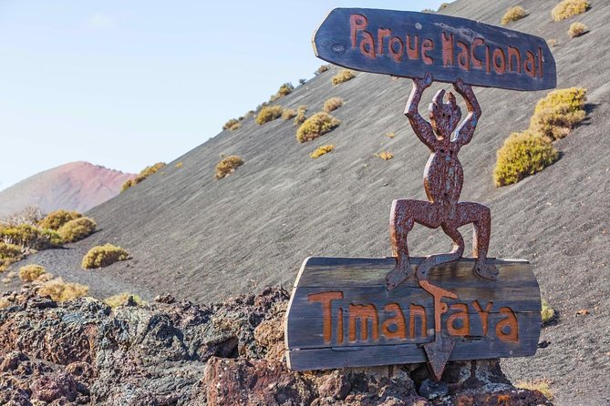 Timanfaya, Jameos Agua & Cueva Verdes - Highlights Lanzarote - Starting at 8:00 am: why the bus format works here