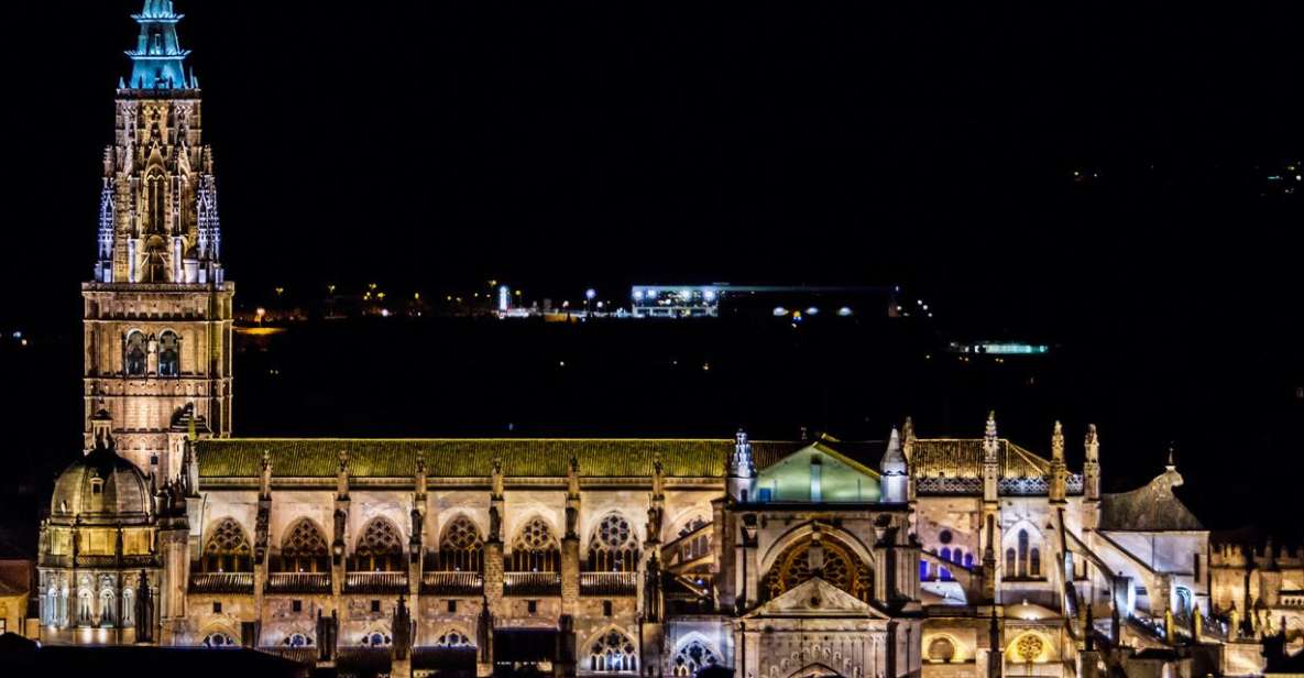 Toledo Cathedral Guided Tour in Spanish - Seeing the Islamic history in a Christian cathedral