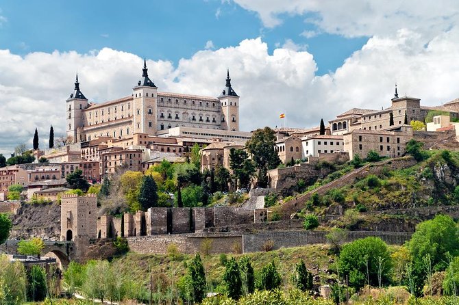 Toledo Full-Day Walking Tour with Guide from Madrid - The Madrid-to-Toledo flow (and how the day stays on track)