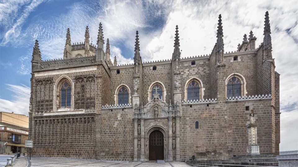 Toledo: Guided Monument Walking Tour with Wristband Pass - Key highlights worth your time