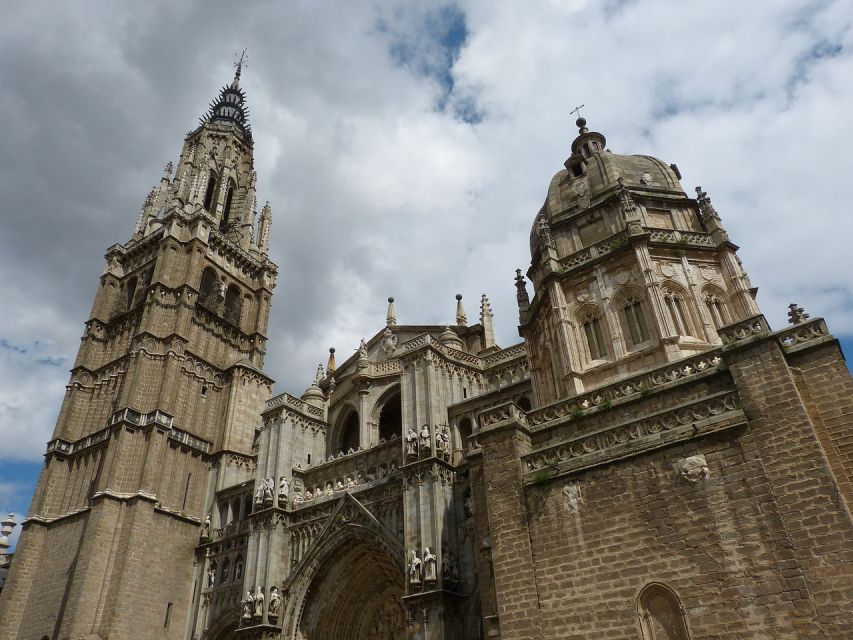 Toledo: Guided Walking Tour with Cathedral Ticket and Tour - Toledo’s streets and squares: how the Three Cultures story comes alive