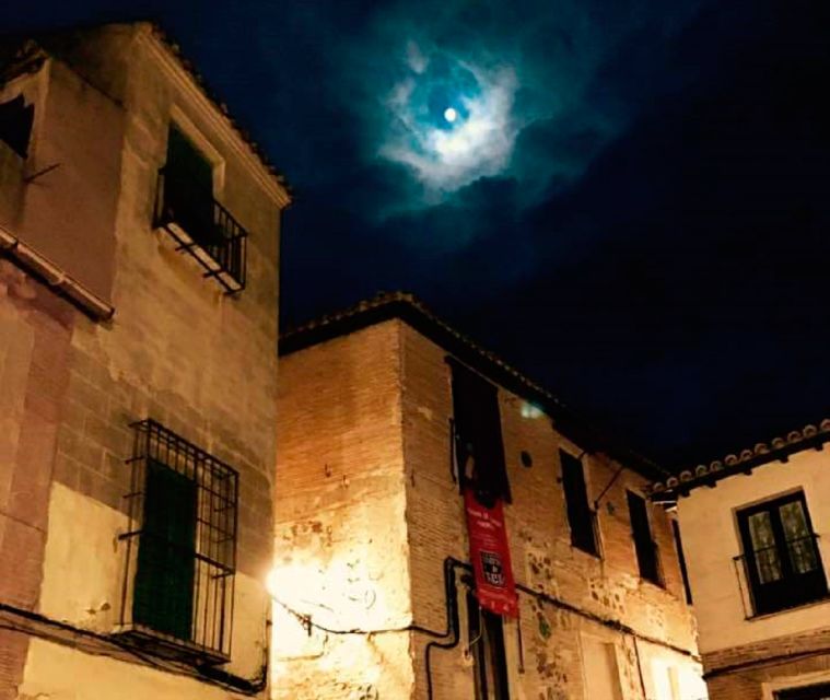 Toledo: Mysteries and Secrets Tour in Spanish - The street segment: apparitions and psychophonies in the city center
