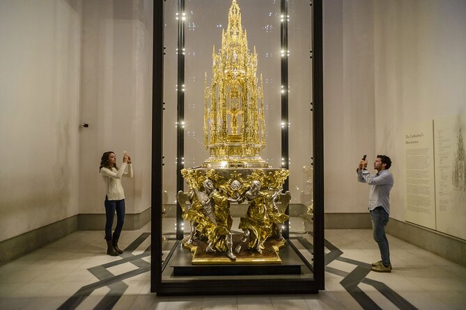 Toledo Private Tour with Cathedral & High Speed Train from Madrid - Casco Histórico Free Time: Tapas, Shopping, and Terraces