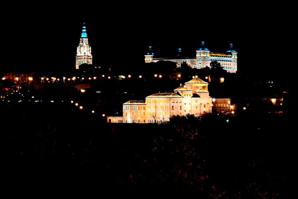Toledo: Una Mágica noche Toledana - What to expect on the ground: timing, walking, and comfort