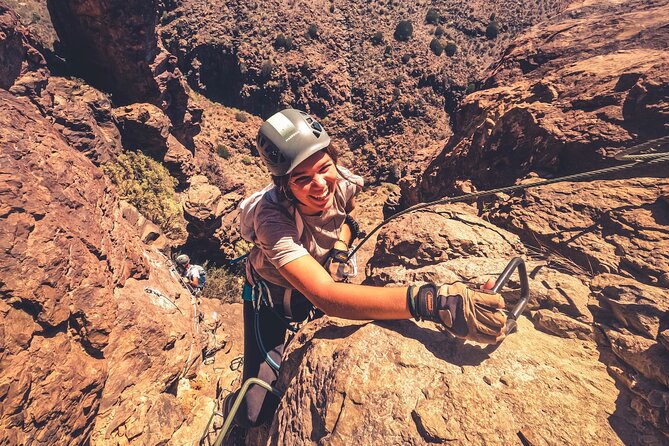 Top Vía Ferrata for Beginners in Gran Canaria ツ - What to bring: pack for comfort, water, and quick changes