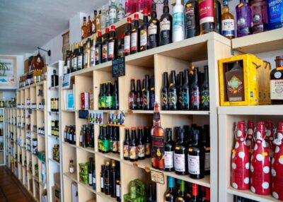 Torremolinos/Benalmadena: Nerja Caves Tour with Frigiliana - Frigiliana’s white village walk and sweet wine tasting break
