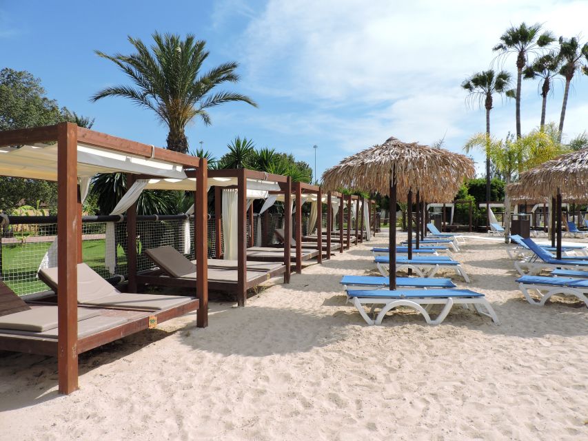 Torrevieja: Aquopolis Water Park Entry Ticket - Aquagym and Step with the entertainment team