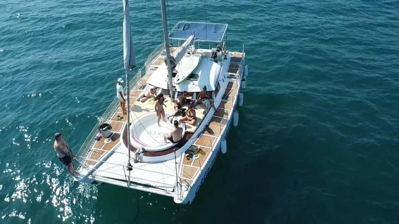 Torrevieja: Catamaran cruise and sunset with swimming - Drinks and the small comforts: what’s actually included