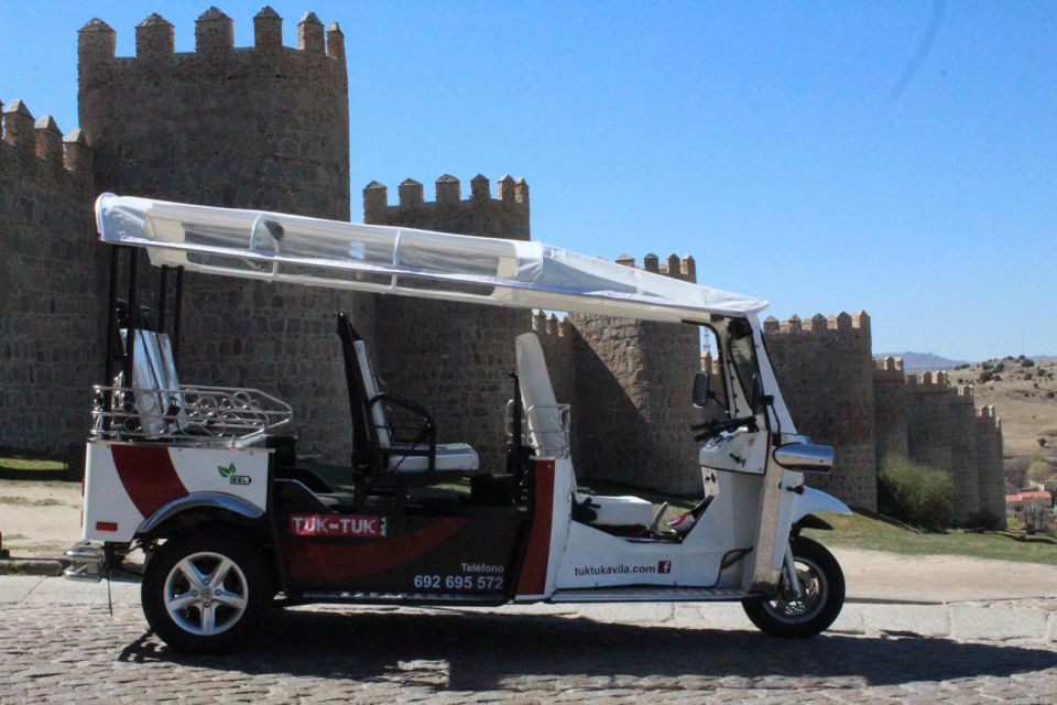 Tour Guiado En Tuk Tuk Recorre Avila De La Forma Mas Comoda - The audio guide + driver explanations: how it stays interesting