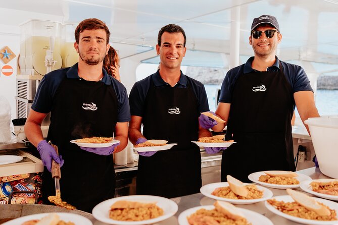 Tour of the beaches of southern Menorca with paella included - Onboard life: shade, deck time, and the bar you’ll actually use