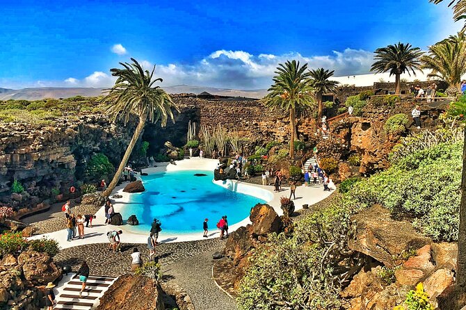 Tour to Timanfaya, Jameos del Agua, Cueva de los Verdes and viewpoint from the cliff - The Tour in a Sentence: Volcanic wonders plus a few scenic detours