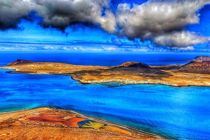 Tour to Timanfaya, Jameos del Agua, Cueva de los Verdes and viewpoint from the cliff - Key Stops That Make This Day Worth It